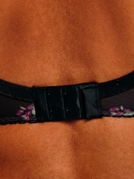 Freya Rose Blossom plunge AA402402 Black Rose